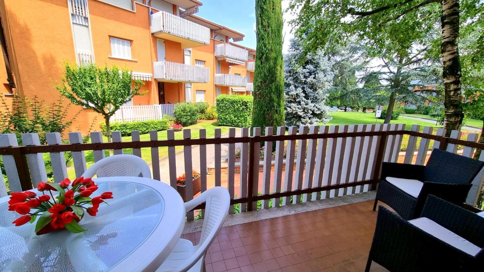 Appartamento Peschiera Peschiera del Garda Exterior foto