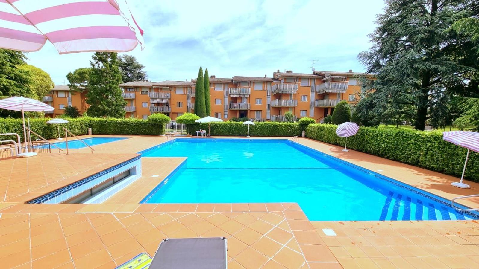 Appartamento Peschiera Peschiera del Garda Exterior foto